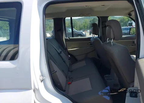 2012 Jeep Liberty Sport z USA, uszkodzony, nr VIN 1C4PJMAK7CW137909